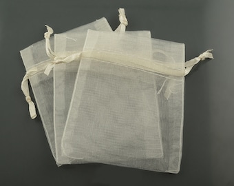 0,37 EUR/pz. 10 sacchetti di organza in bianco crema, 9 x 7 cm