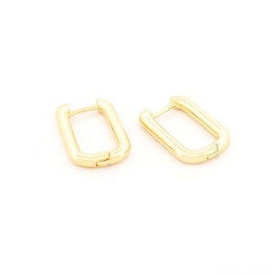 Rektangulära örhängen i mässing med 18K guldplätering, 18 x 12 mm, 2 stycken