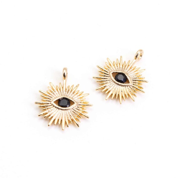 Colgante Mujer en Forma De Sol de Oro Amarillo 18kt, con Colgante Mujer en Forma De Sol de Oro Amarillo 18kt, con