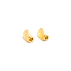 1.34 EUR/piece curved spacer beads with 18k gold plating 8 x 5 mm 2 pieces