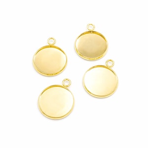 0,92 EUR/pezzo. Montature in acciaio inossidabile 304 con placcatura in oro 18k, 18 mm, 4 pezzi.