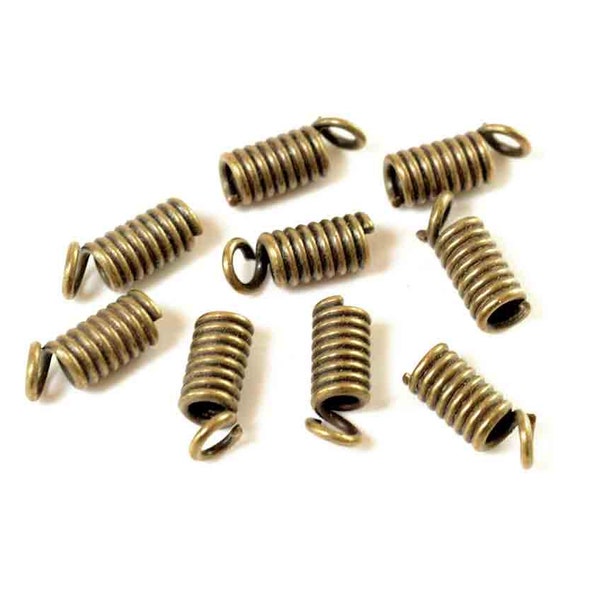 0,06 EUR/Stk. Endkappen für 2,3mm Bänder in antik Bronze 40 Stück