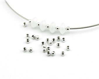 0.02 EUR/pc. 100 spacer beads in silver, 3 mm