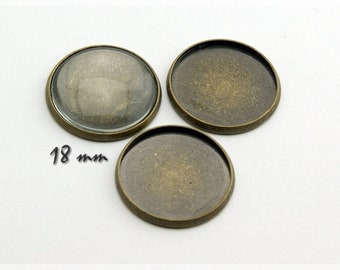 0,30 EUR/Stk. 10 Fassungen für 18 mm Cabochons in antik Bronze