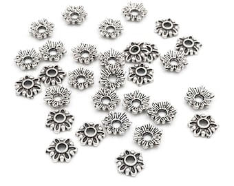 0,08 EUR/ud. Vintageparts Tapas para cuentas DIY en forma de flor en plata antigua 8 mm 30 piezas