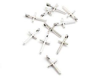 0.24 EUR/piece. Pendant cross in antique silver color 17 mm 10 pieces
