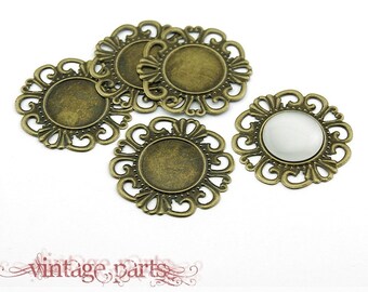 0,29 EUR/Stk. 8 Fassungen filigran antik bronze für 18 mm Cabochons