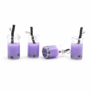 0.72 EUR/piece Pendant as a glass filled with bubble tea 4 pieces