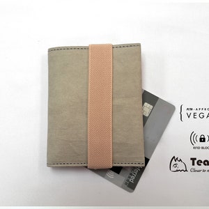 Sidensvans Vegan Leather wallet - Tearojoy, RFID protection