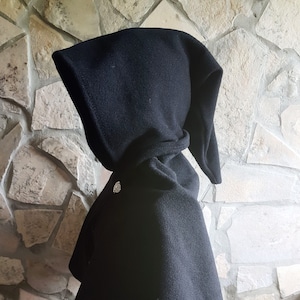 Gugel made of wool cashmere medieval larp pointed hood role play reenactment cropped