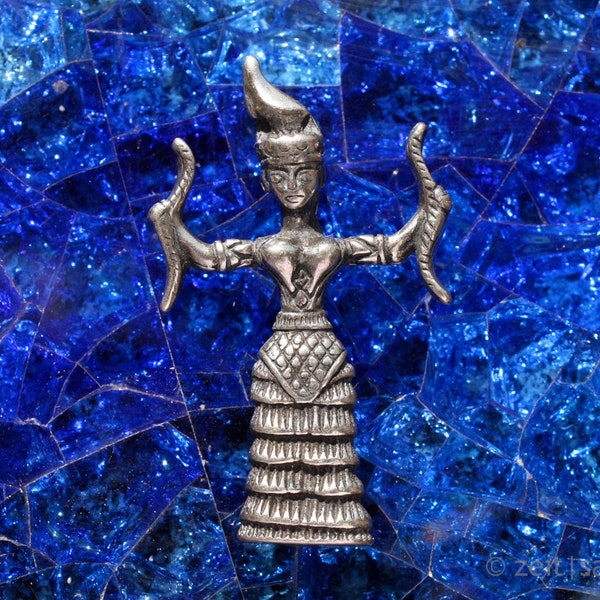 Pendant snake goddess Knossos Crete ancient Greek jewelry Minoan snake goddess ancient priestess Mycenae Museum Replica