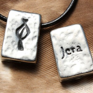 Colgante de runa Jera, runa germánica, letra J de la mitología nórdica, año rúnico, buena suerte, éxito, cosecha, paciencia, collar de la Edad Media.