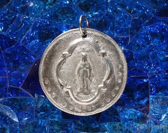 Medal Keep the Faith Holy Mary Catholic Pendant Mother of God Christian Jewelry Devotional Pilgrim Jewelry