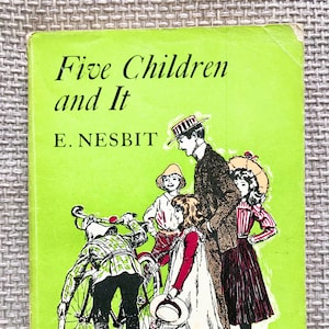 Five Children and It by E. Nesbit. Vintage Puffin Paperback Book.