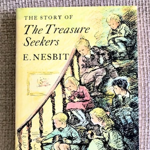 The Treasure Seekers. Vintage Puffin Paperback Book.