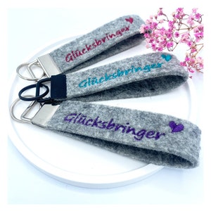 Key ring made of felt lucky charm