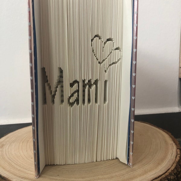 Gefaltetes Buch „Mami“ - Buchkunst