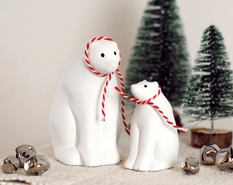 Concrete polar bear set, polar bear Christmas decoration, fireplace coffee table and shelf Christmas decoration, handmade polar bear gift