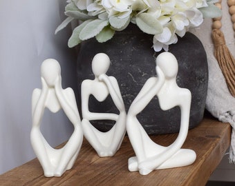 Estatua de un pensador de hormigón: escultura abstracta, decoración artesanal para el hogar