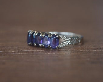 1972 Amethyst 5-Stone Ring