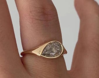 Wide Band Pear Shaped Moissanite Engagement Ring Bezel Set Diamond Ring 14k Solid Gold Pinky Ring Teardrop Diamond Signet Ring Anniversary