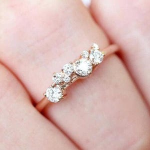 14k Moissanite Diamond Cluster Ring, Minimalist Cluster Ring, Dainty Moissanite Diamond Wedding Band, Solid Gold Diamond Stackable Ring