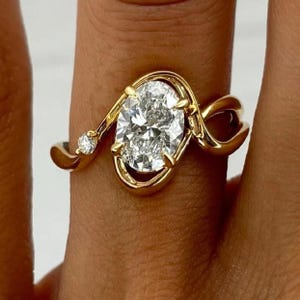 Anillo de compromiso de moissanita de corte ovalado de 2,00 ct, anillo de corte ovalado, óvalo alargado, anillo de compromiso de moissanita, óvalo triturado con hielo