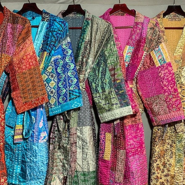 Robes de kimono sari kantha en soie vintage pour amoureux des robes de chambre recyclées, cadeau pour femme, veste kimono, veste kimono