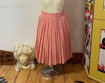 Vintage Pleated Peach Skirt Waist 26"