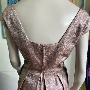 1950s Vintage Dress in light pink brocade fabric image 7