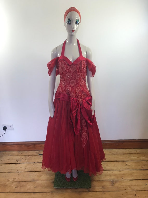 Twin sets for evening wear shop