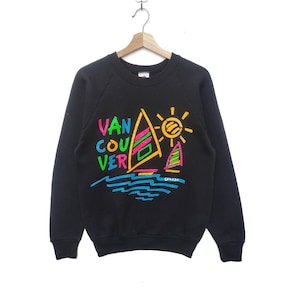 Vintage VANCOUVER CANADA Sweatshirt Sweater Pullover Jumper Long Sleeve Tee Shirt 90s Vtg Black Medium Size Crew Neck Fruit Of The Loom