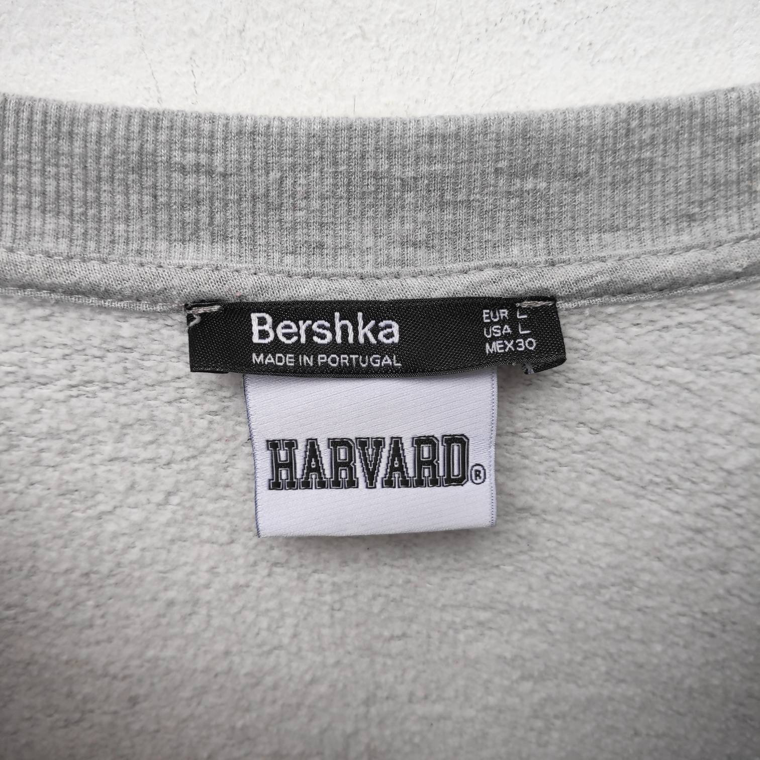 Camiseta harvard bershka hotsell