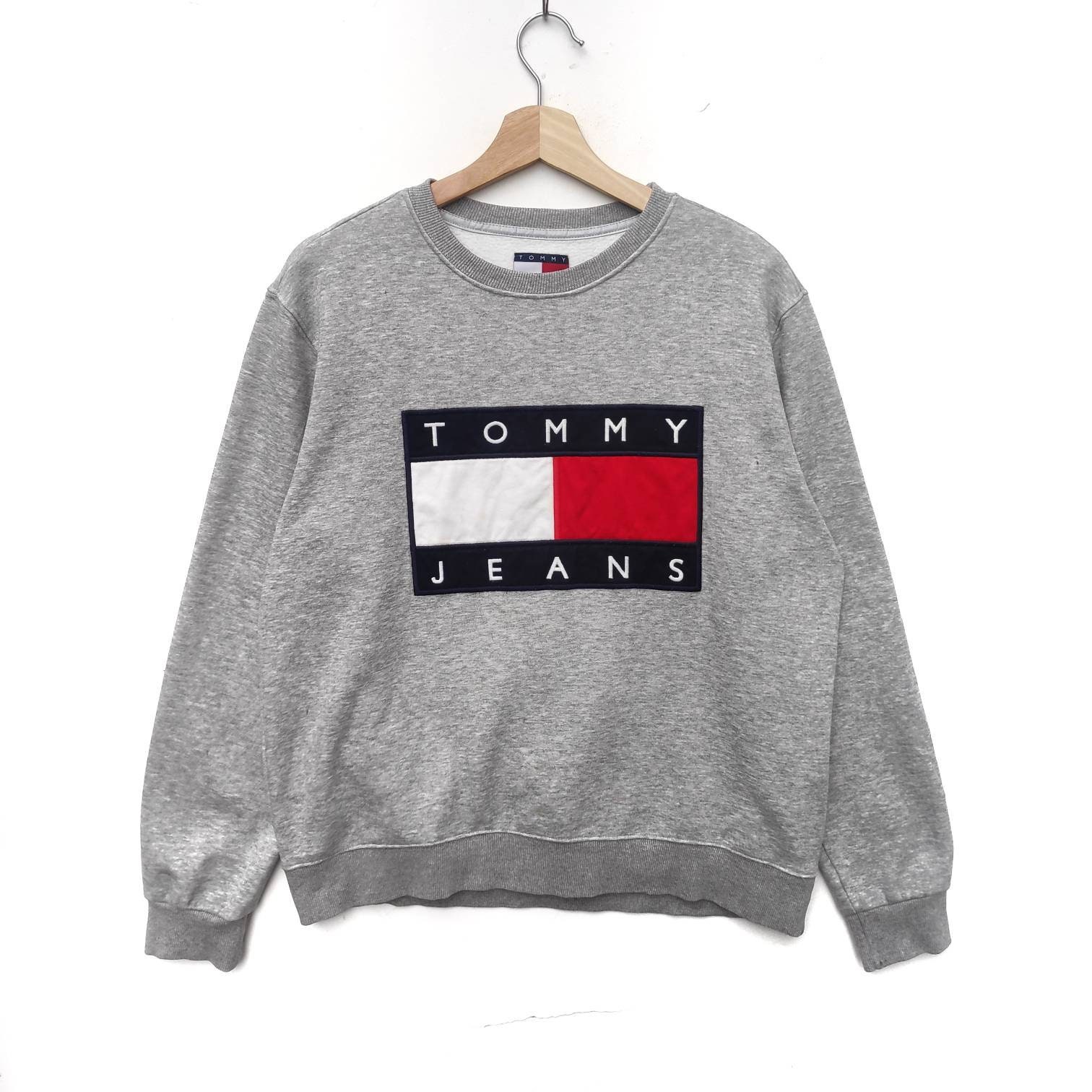 tommy jeans jumpers