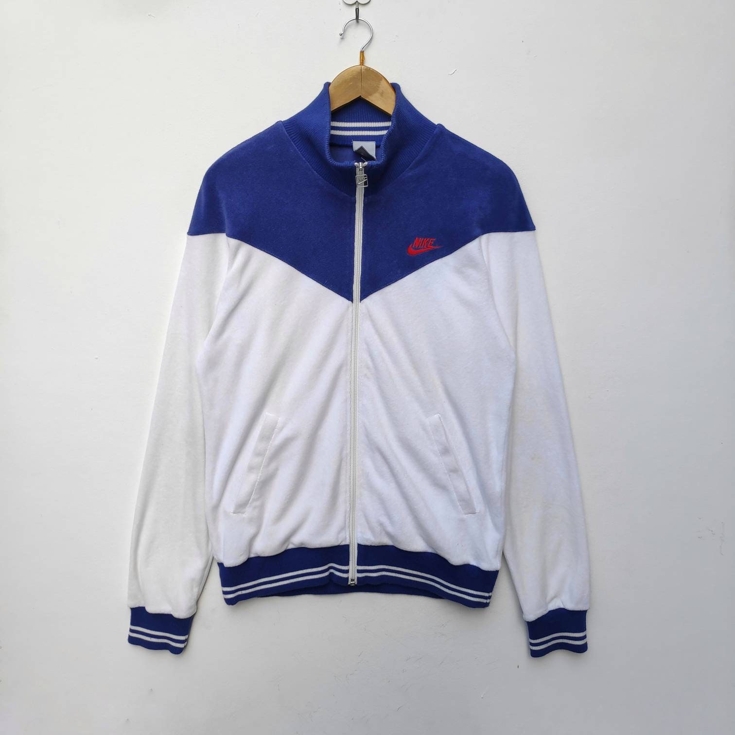 Nike Velvet Sportswear Hoodie Pink