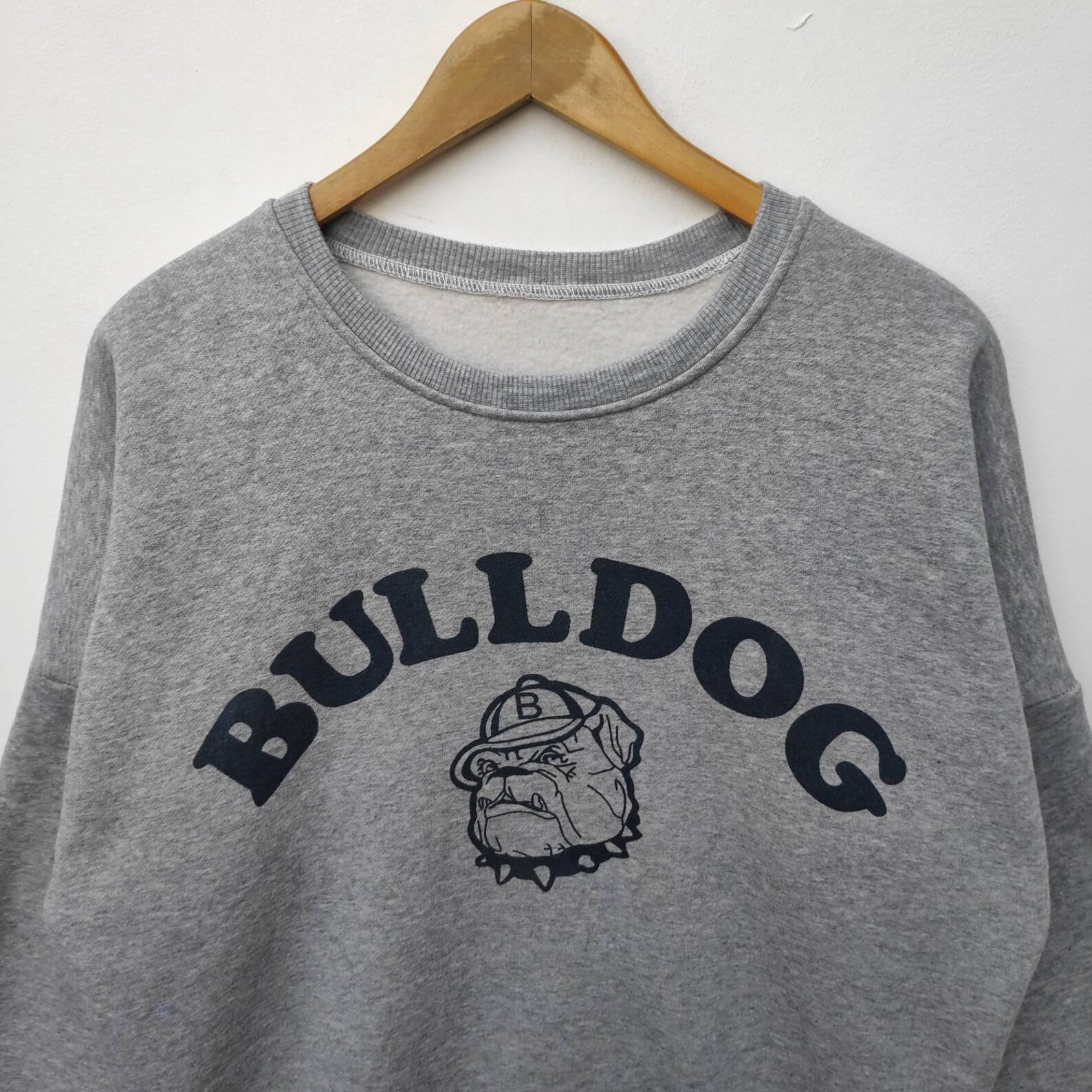 bulldogs sweater