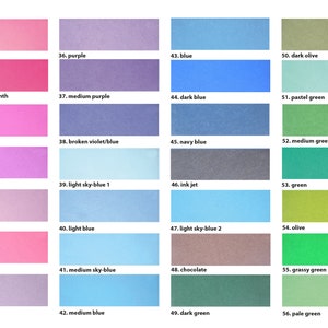 K&ouml;nnte beinhalten: Eine Farbkarte mit 56 verschiedenen Farbt&ouml;nen, darunter Amaranth, Lila, Blau, Dunkeloliv, Pastellgr&uuml;n, Mittelgr&uuml;n, Gr&uuml;n, Oliv, Grasgr&uuml;n, Hellgr&uuml;n, Violett, Rosa, Himmelblau und Schokolade.