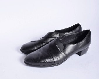 where are munro shoes made