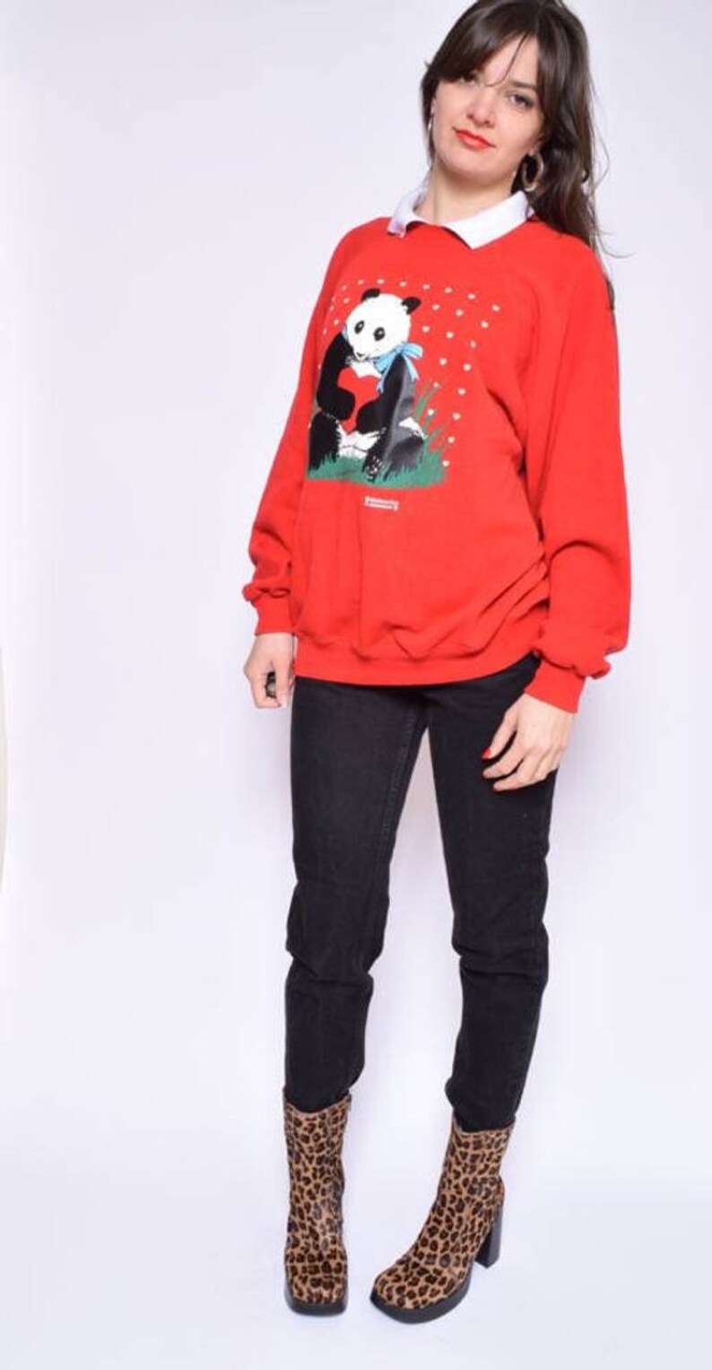 Size Extra LargeXL Panda Sweatshirt Vintage 90/'s Heart Print Sweatshirt White Collar Red Top