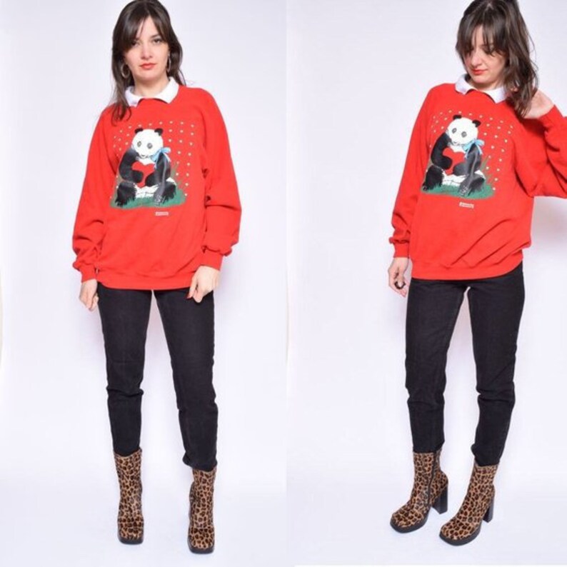 Size Extra LargeXL Panda Sweatshirt Vintage 90/'s Heart Print Sweatshirt White Collar Red Top