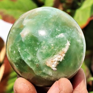 Grüner Fluorit Quarz Kristall Kugel: Heilende Meditation Dekor (50 MM / 2 Zoll