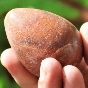 50MM Red Carrot Jasper Crystal Egg Healing Gemstone Metaphysical Energy Chakra Balance Spiritual Meditation Gift Divine Awakening Decor