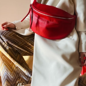 IDA L Slingtasche Umhängetasche Karabinerhaken Tasche Ledertasche Großbodybag Rot
