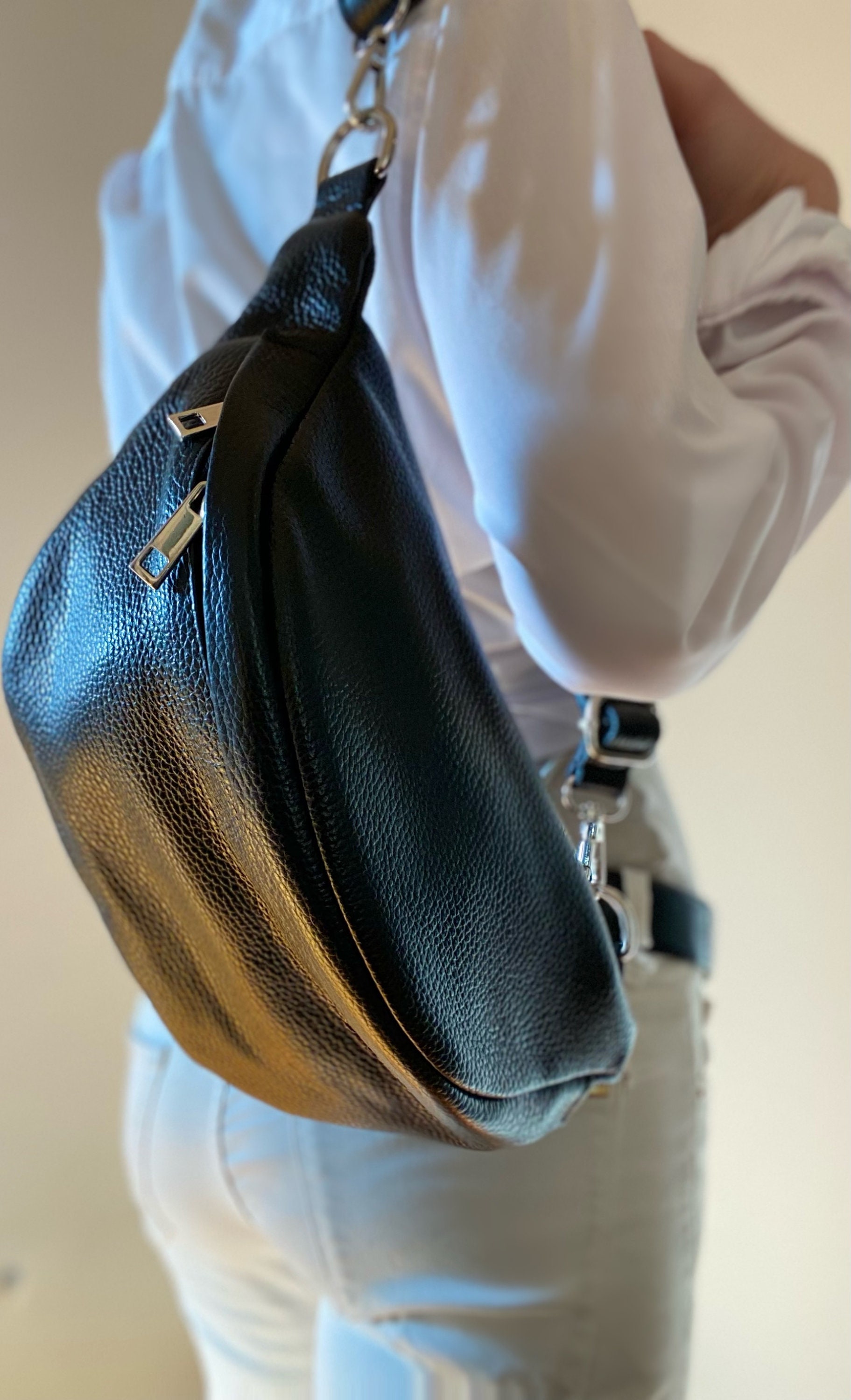 meer. TRIANGULER SHOULDER BAG ホワイト｜バッグ meer. TRIANGULER SHOULDER BAG ホワイト