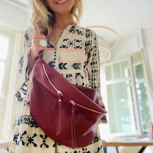 IDA XXL Slingtasche Extra GroßeLedertasche Handtasche Grossbody Grossbodybag weich Umhängetasche Bordo