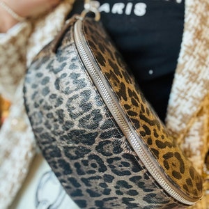 SUSE L  Umhängetasche Tasche Ledertasche Großbody Groß Leo Silber