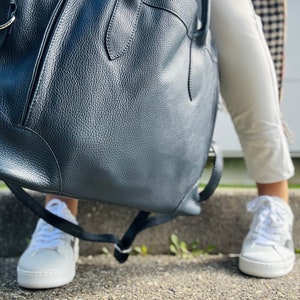 LOLA Tasche Handtasche Ledertasche Crossbody Shopper Verschiedene Farben super schön Klassisch und Casual Bild 7