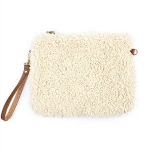 SALE! SALE! SALE!  Jenny Teddyfell Taschen Tasche Umhängetasche Clutch Großbody Großbody