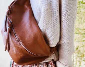 IDA XXL Extra Personalized Large Leather Bum Bag Shoulder Bag Large Halfmoon Moon Bag Leather Sling Fanny Pack Bag Cognac