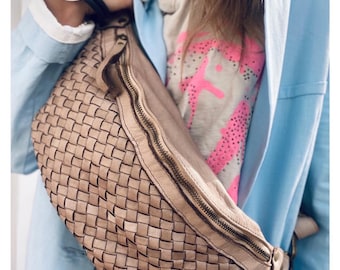 ZOE L braided shoulder bag Halfmoon Bag moon bag Slingbag Leather bag Large body bag made of fine premium leather Personalized
